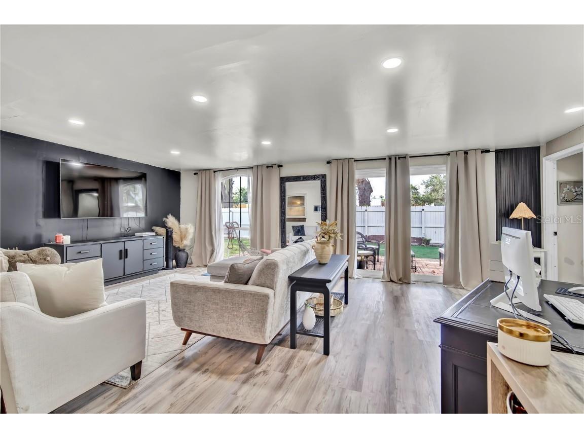 427 W Lakeview Avenue Lake Mary FL 32746 - Crystal Lake O6342055 image17