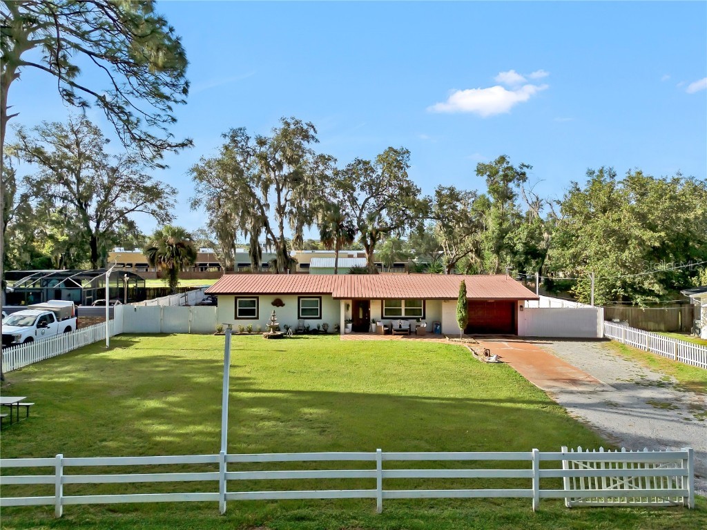 427 W Lakeview Avenue Lake Mary FL 32746 - Crystal Lake O6342055 image3