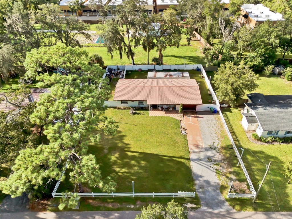 427 W Lakeview Avenue Lake Mary FL 32746 - Crystal Lake O6342055 image4