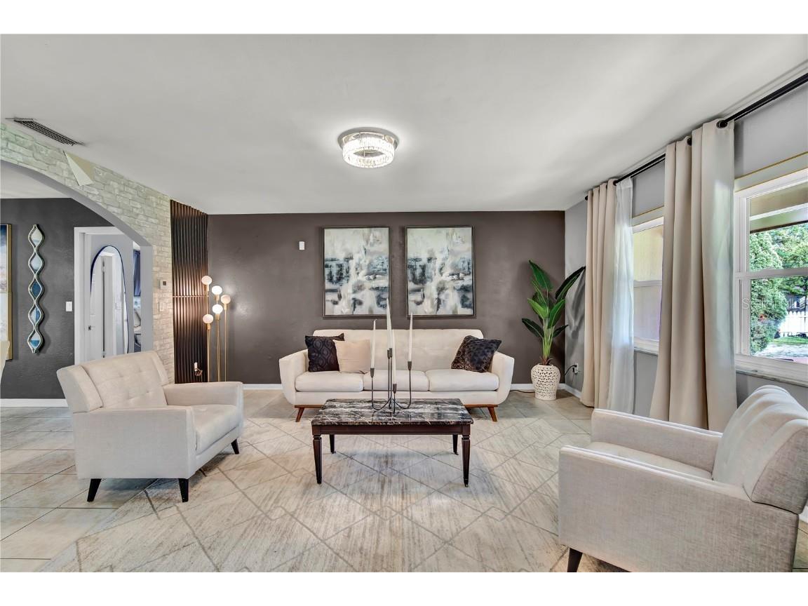 427 W Lakeview Avenue Lake Mary FL 32746 - Crystal Lake O6342055 image9