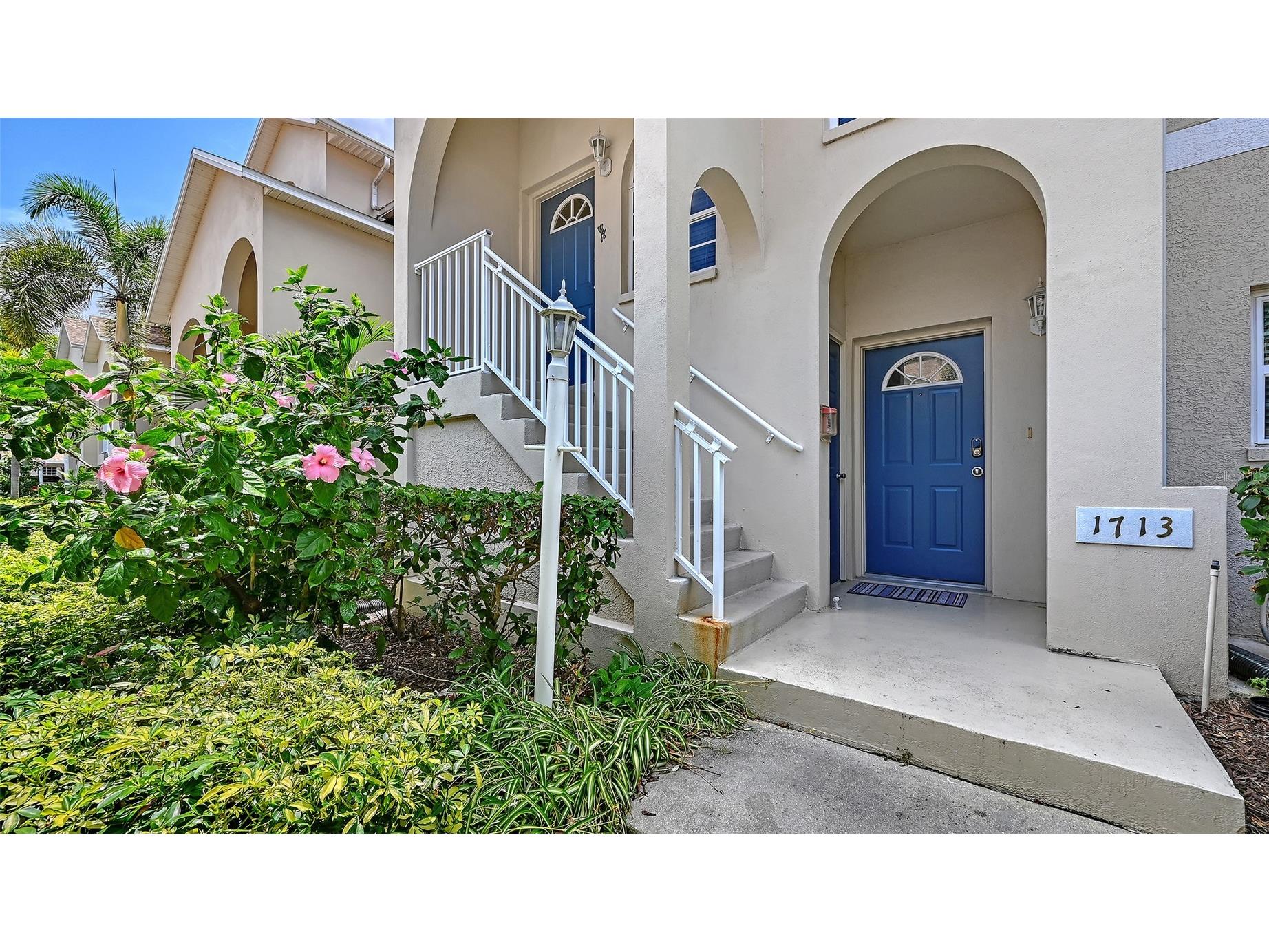 4270 Castlebridge Lane #1723 Sarasota FL 34238 A4692087 image1