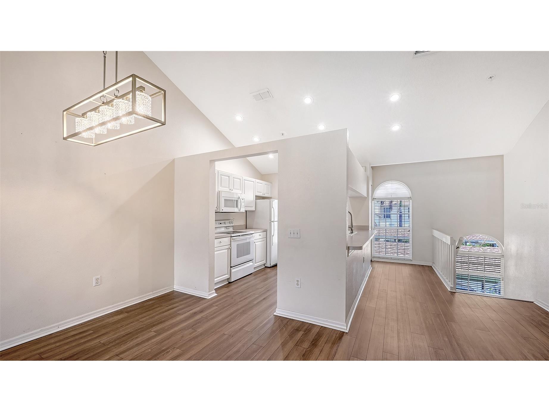 4270 Castlebridge Lane #1723 Sarasota FL 34238 A4692087 image13