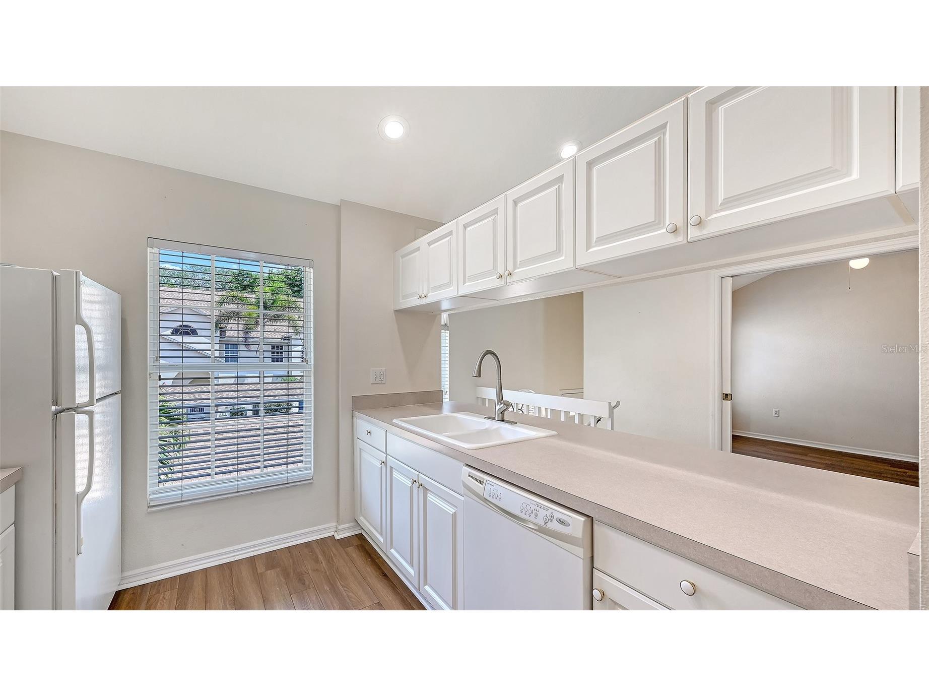 4270 Castlebridge Lane #1723 Sarasota FL 34238 A4692087 image16