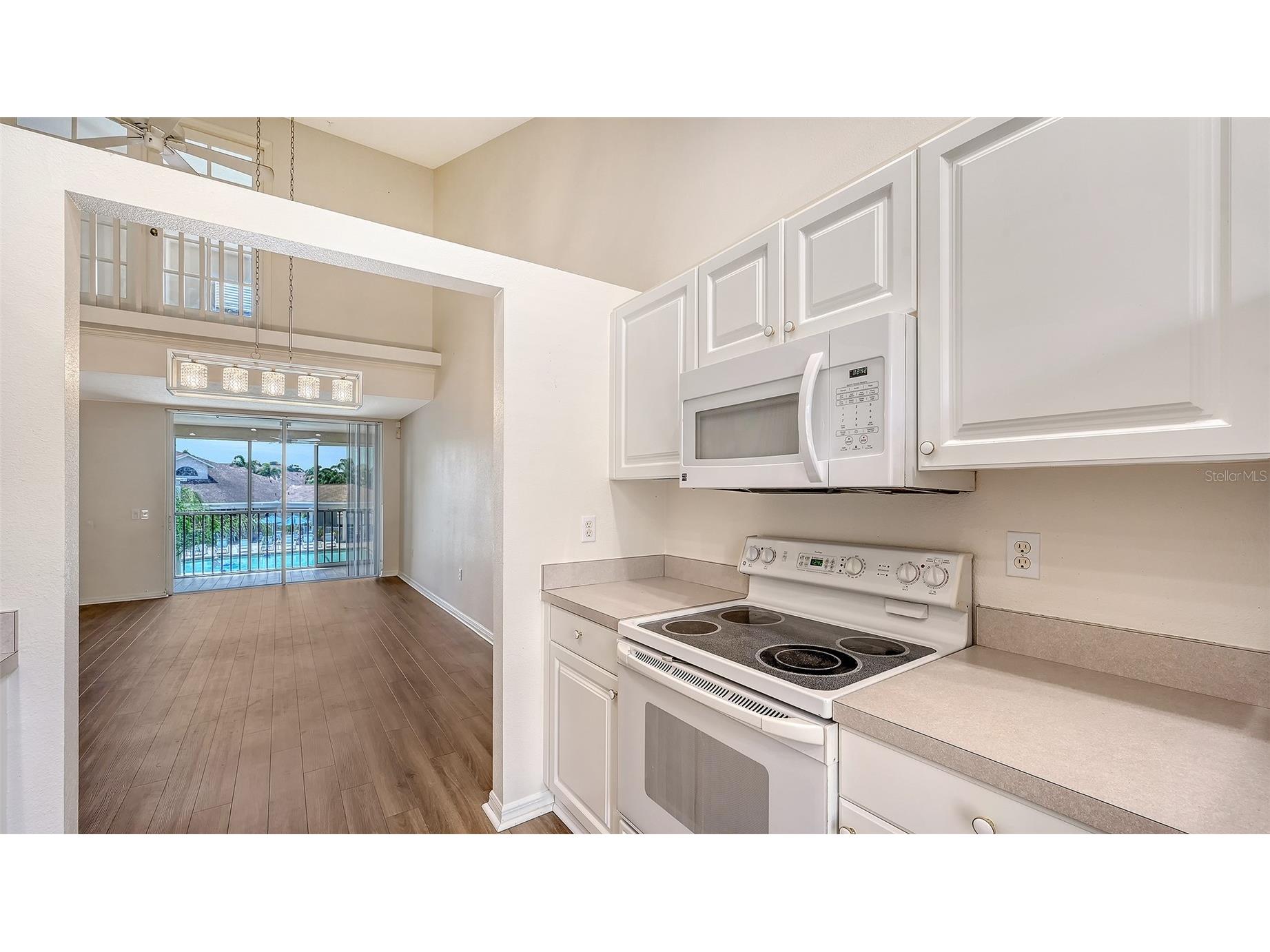 4270 Castlebridge Lane #1723 Sarasota FL 34238 A4692087 image17