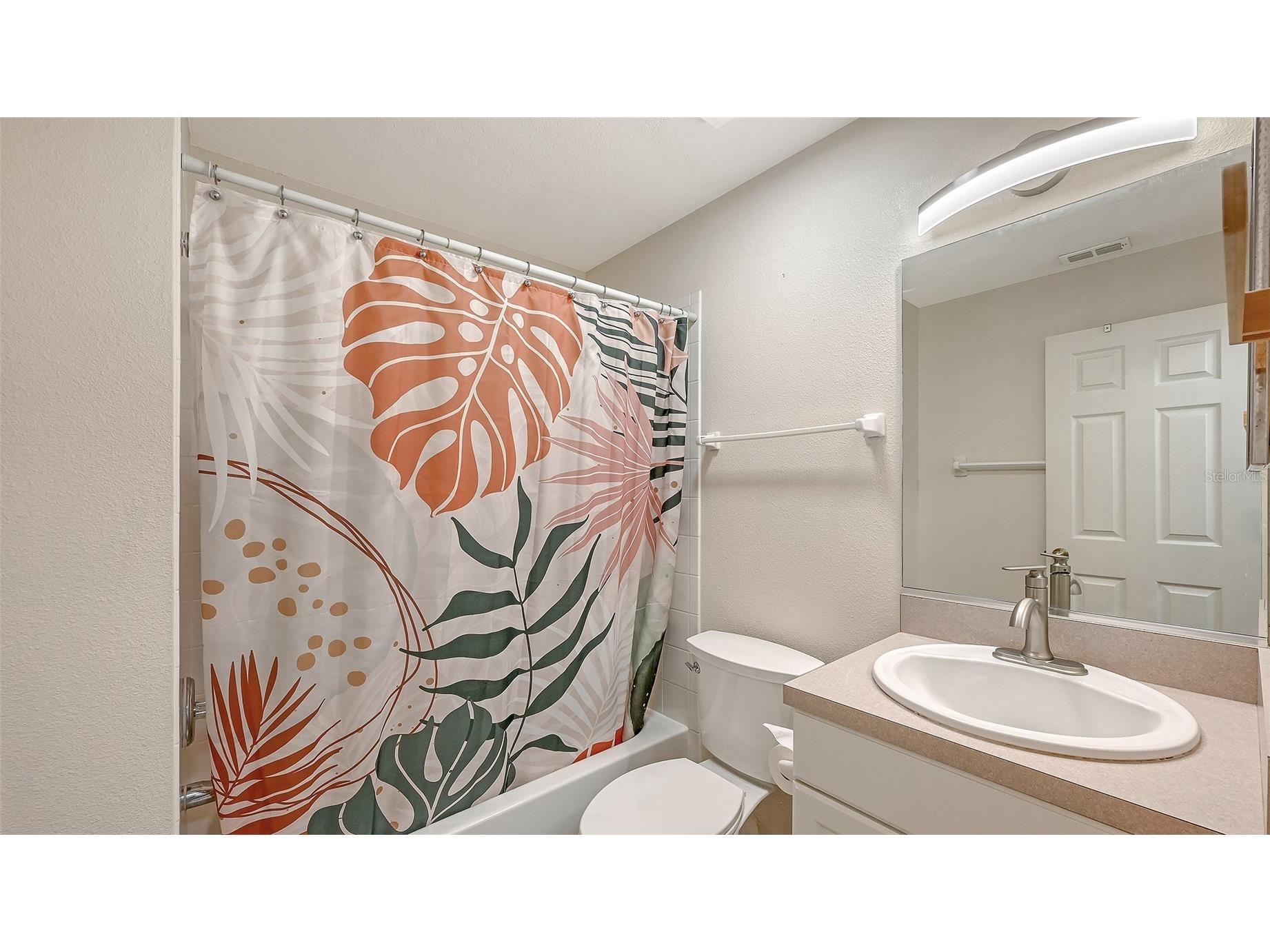 4270 Castlebridge Lane #1723 Sarasota FL 34238 A4692087 image33