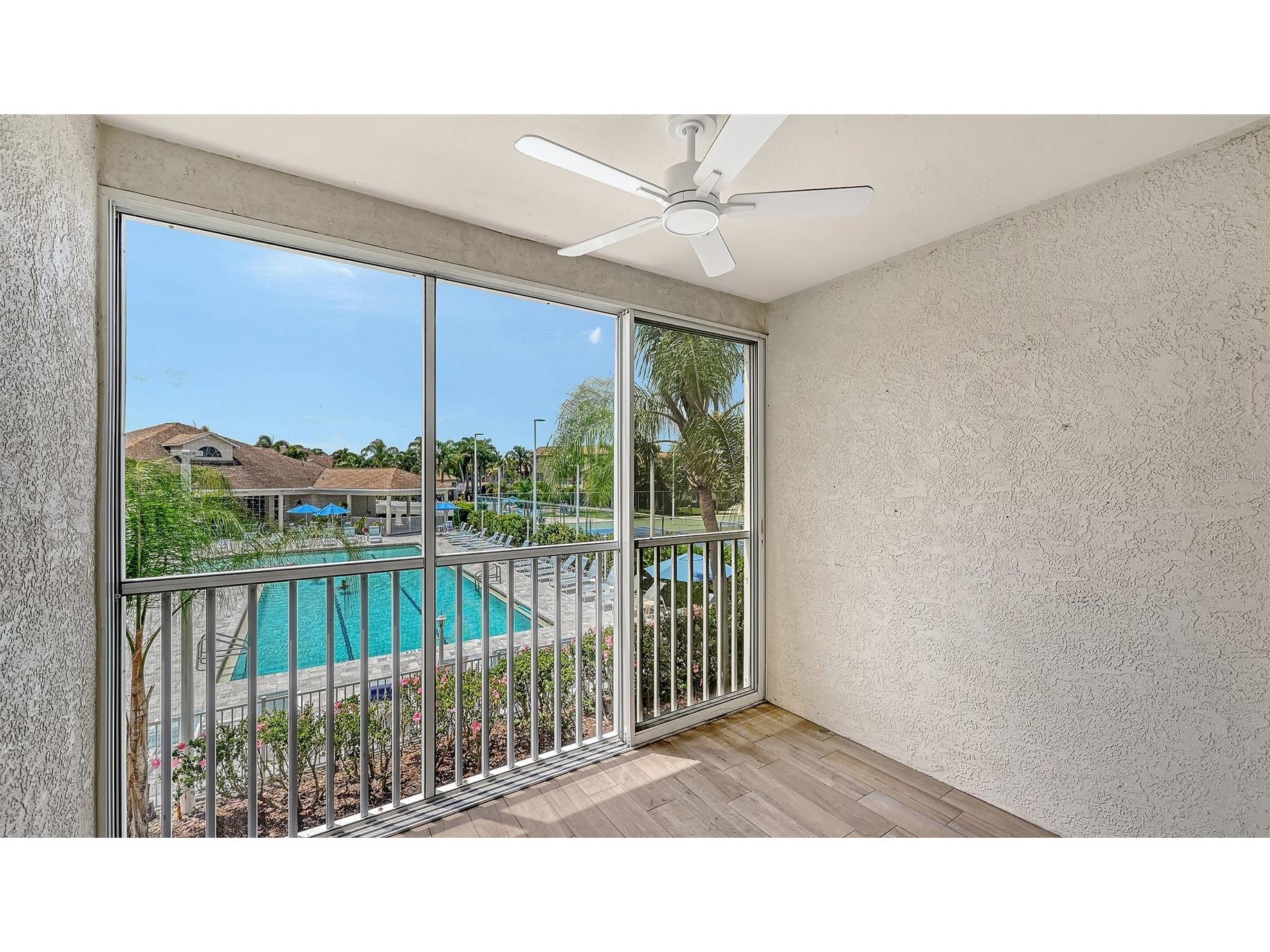4270 Castlebridge Lane #1723 Sarasota FL 34238 A4692087 image9