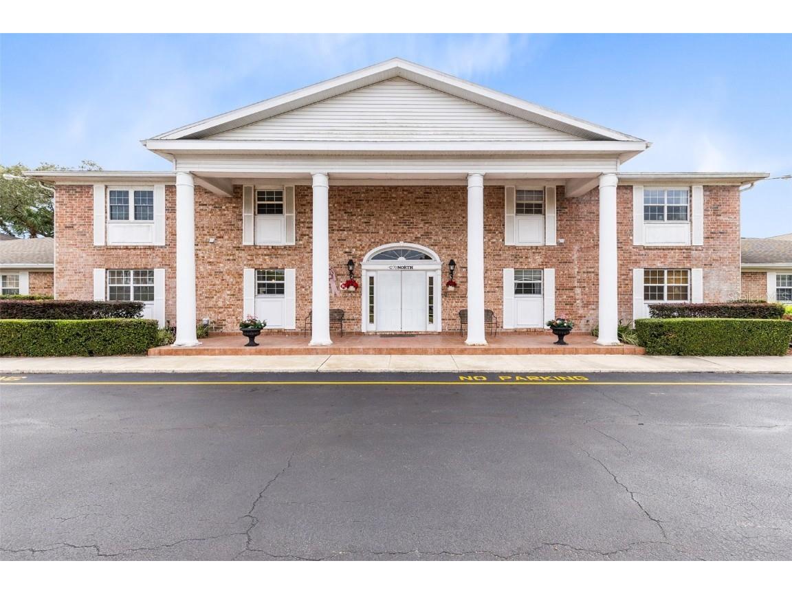 4270 Lake Underhill Road #1 Orlando FL 32803 - LAKE GILES O6364158 image1