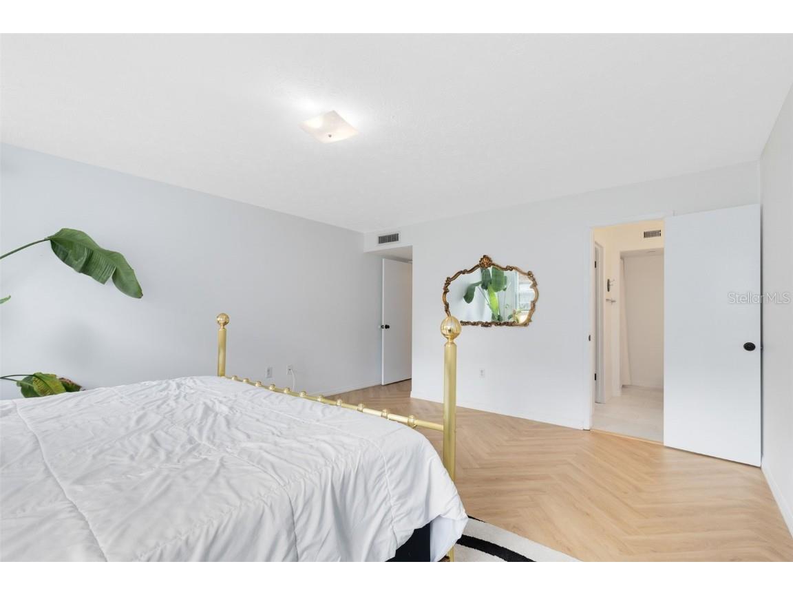 4270 Lake Underhill Road #1 Orlando FL 32803 - LAKE GILES O6364158 image12