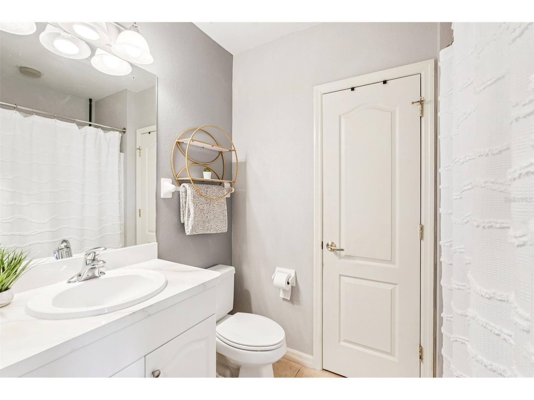 4270 Vicenza Drive #D40 Venice FL 34293 A4686629 image18