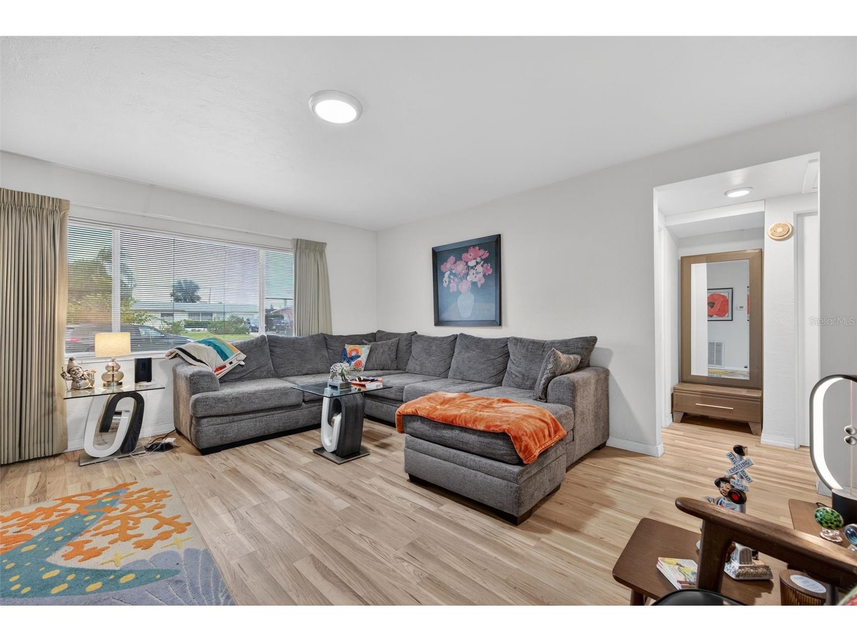 4273 Elkcam Boulevard SE Saint Petersburg FL 33705 TB8470985 image6