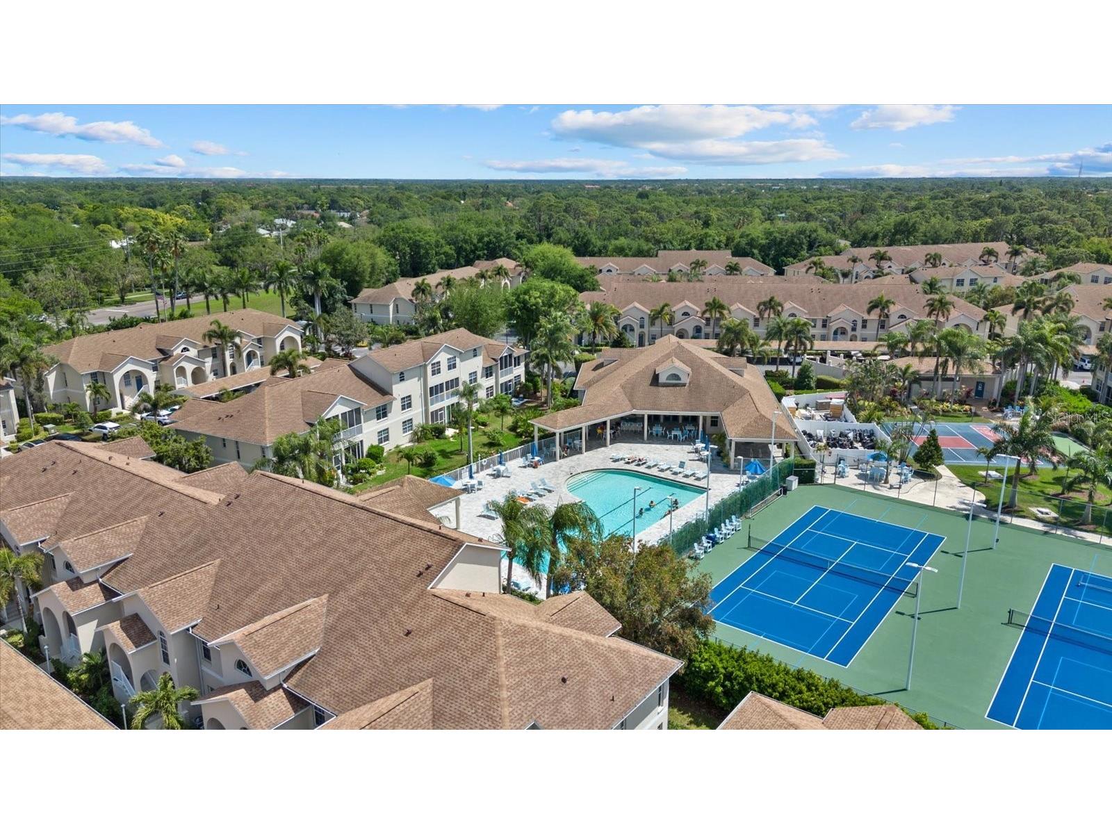 4275 Castlebridge Lane #1312 Sarasota FL 34238 A4687640 image32