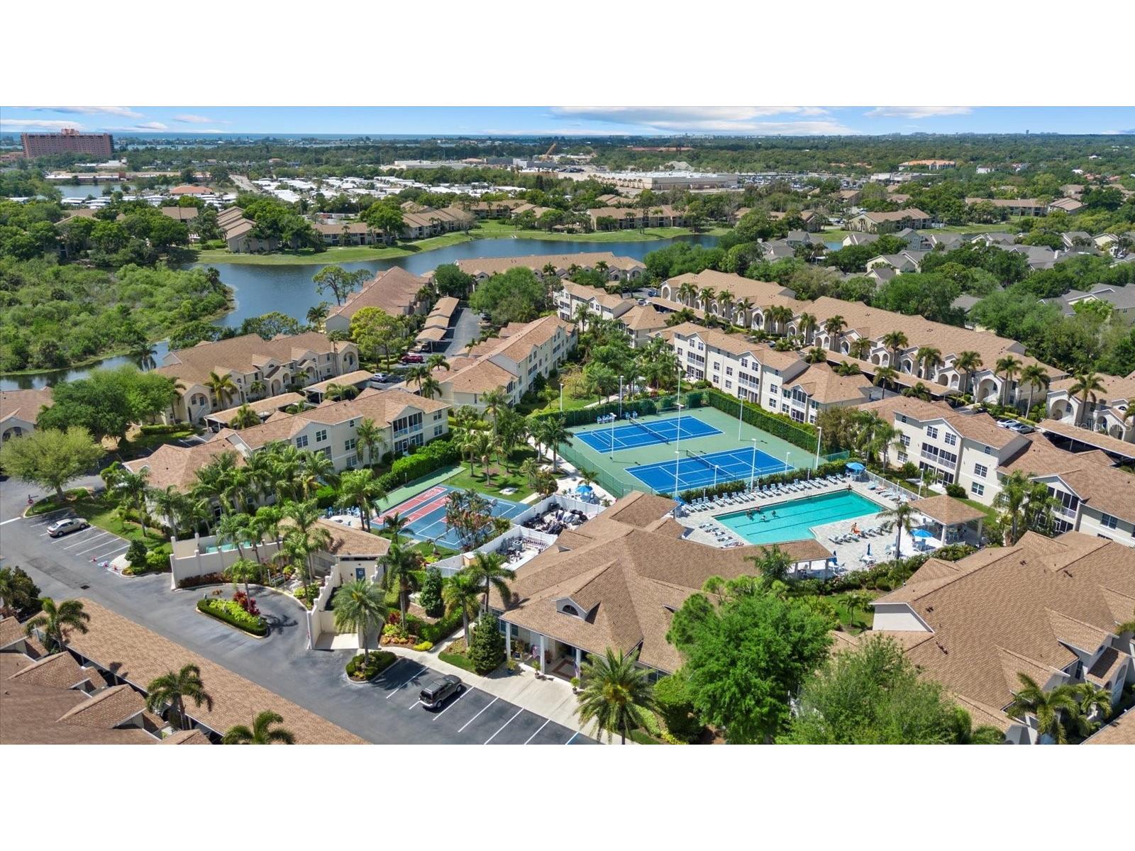 4275 Castlebridge Lane #1312 Sarasota FL 34238 A4687640 image34