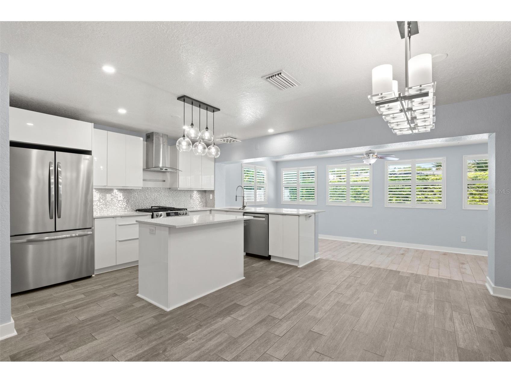 4276 14th Lane NE Saint Petersburg FL 33703 TB8498577 image10