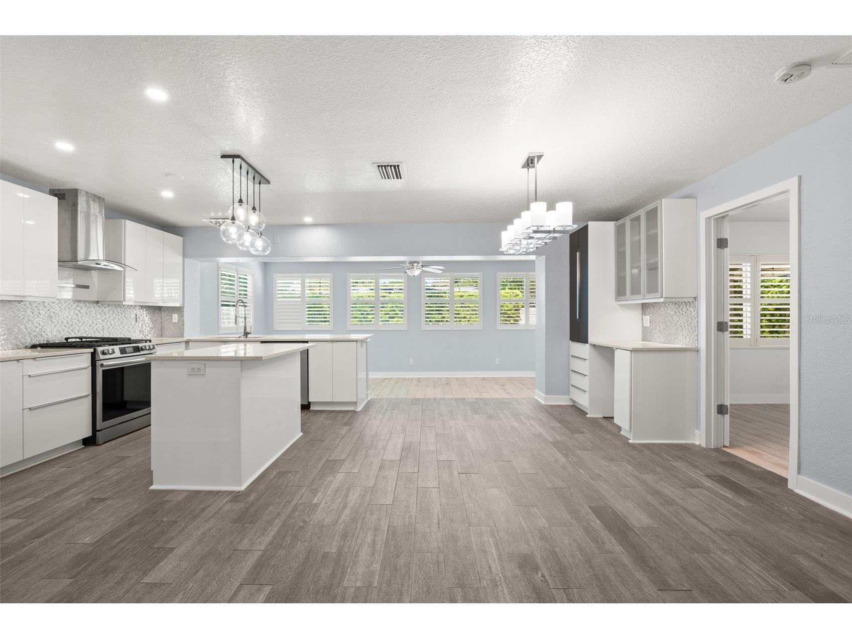 4276 14th Lane NE Saint Petersburg FL 33703 TB8498577 image17