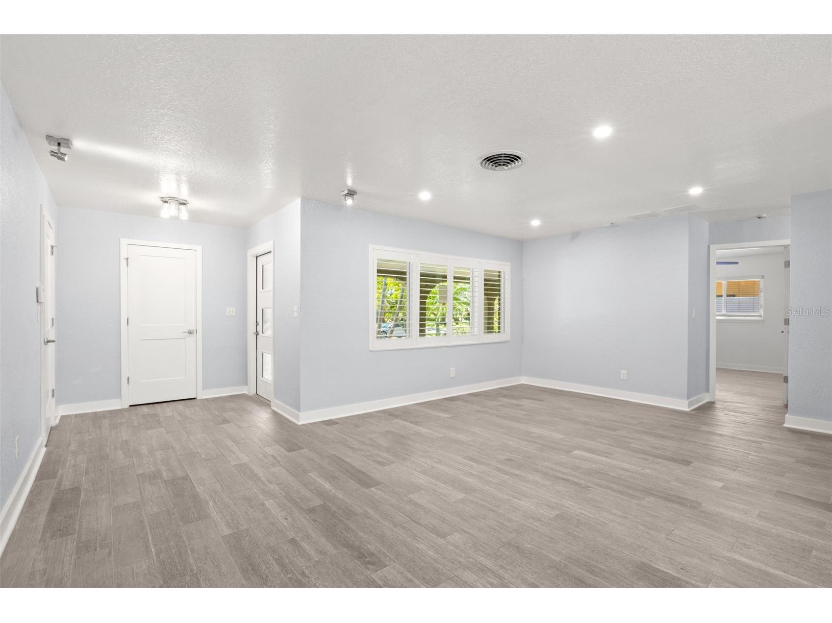 4276 14th Lane NE Saint Petersburg FL 33703 TB8498577 image8