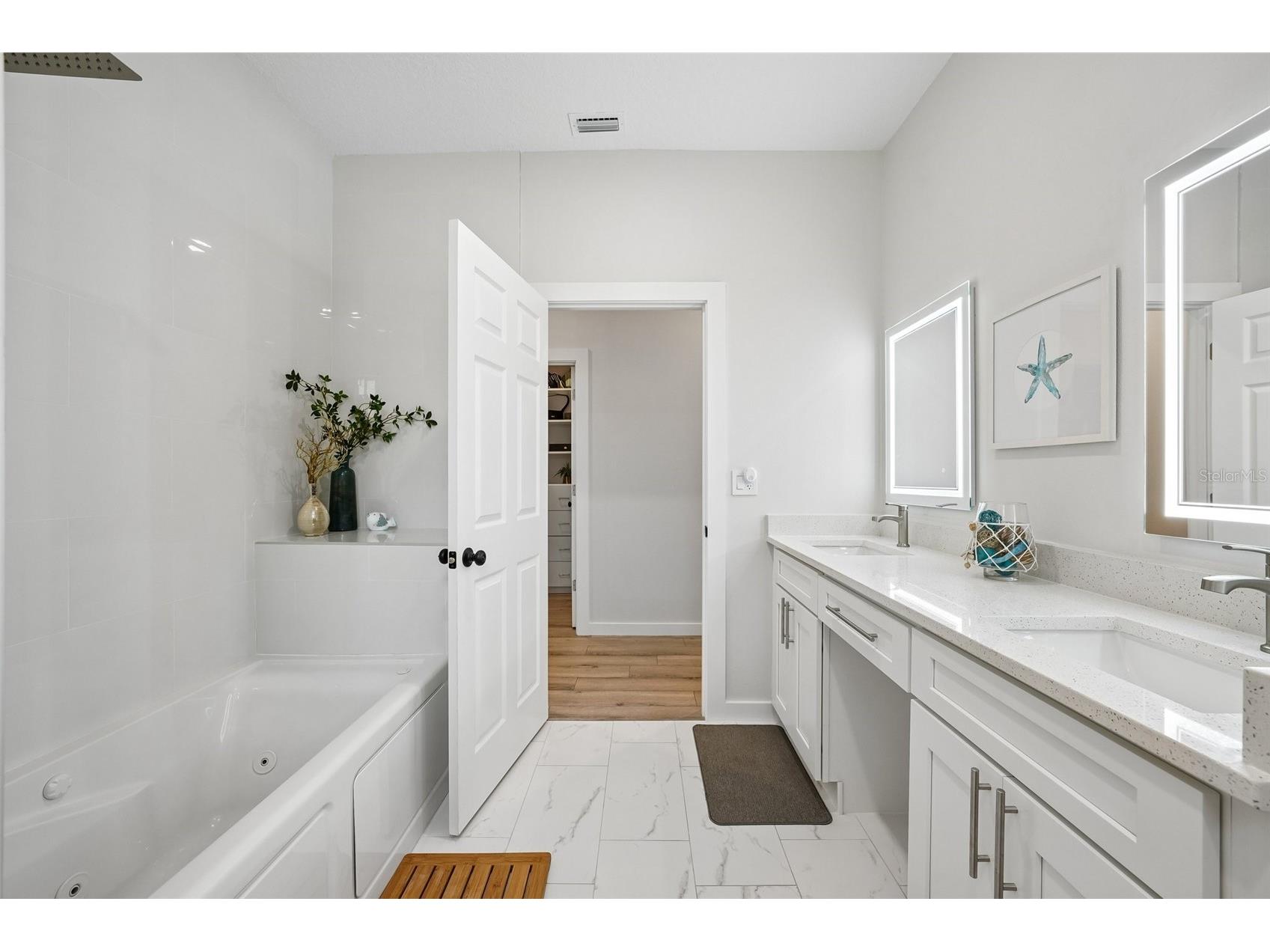 4277 43rd Avenue N Saint Petersburg FL 33714 TB8514741 image36