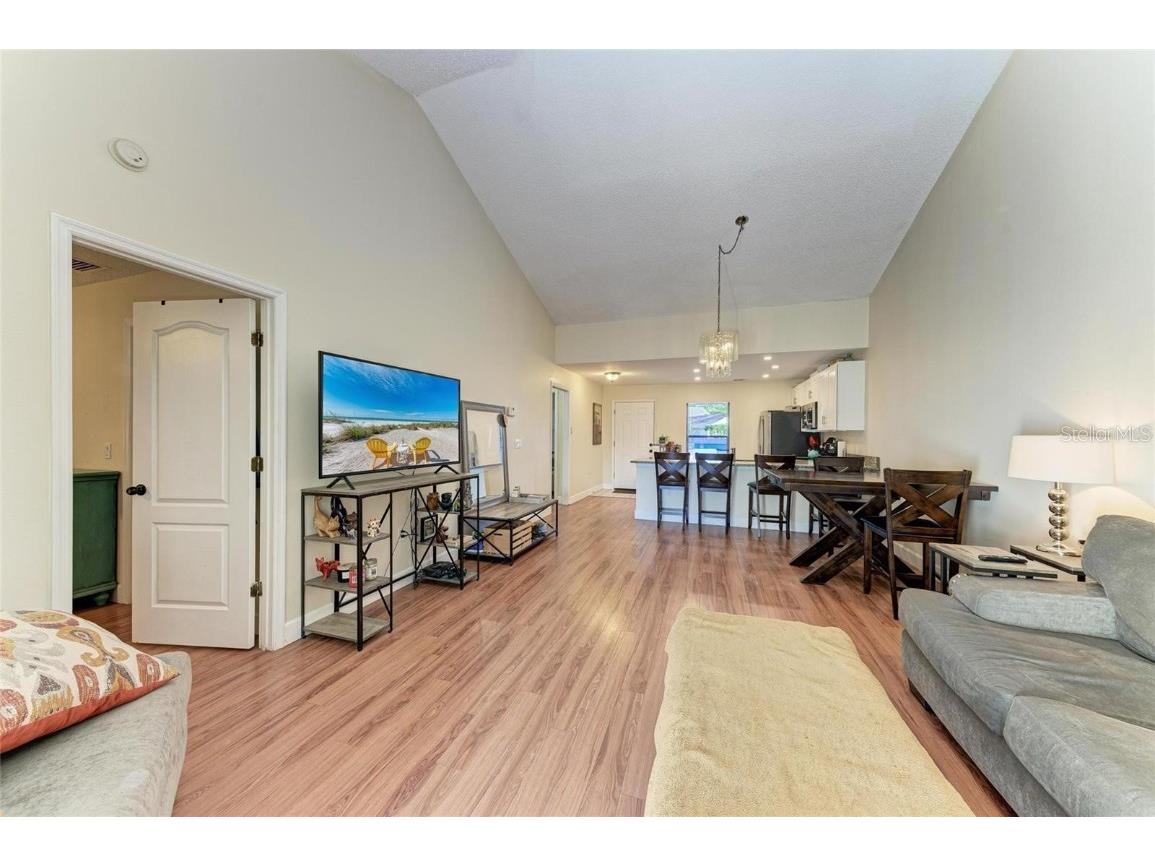 428 40th Court W Palmetto FL 34221 A4649394 image14