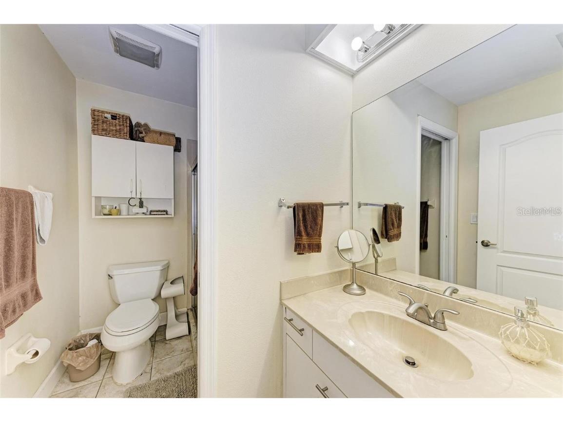 428 40th Court W Palmetto FL 34221 A4649394 image19