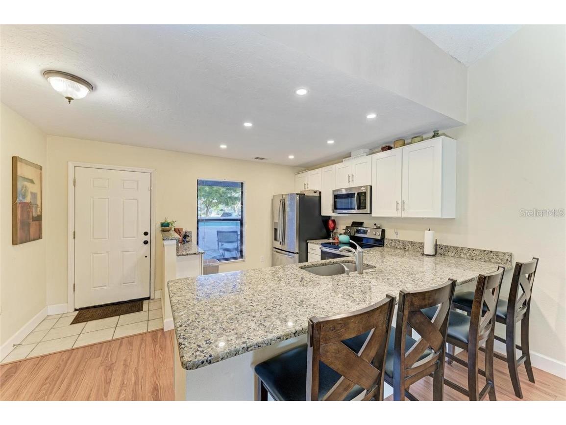 428 40th Court W Palmetto FL 34221 A4649394 image5