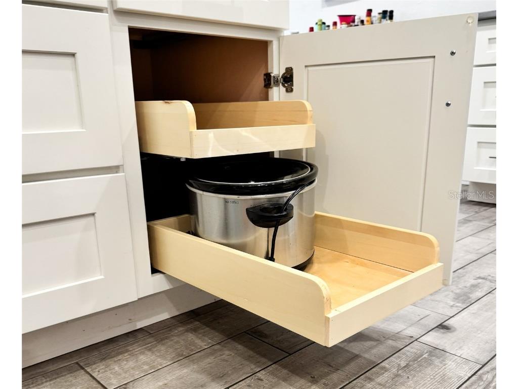 428 45th Avenue N Saint Petersburg FL 33703 TB8370790 image11