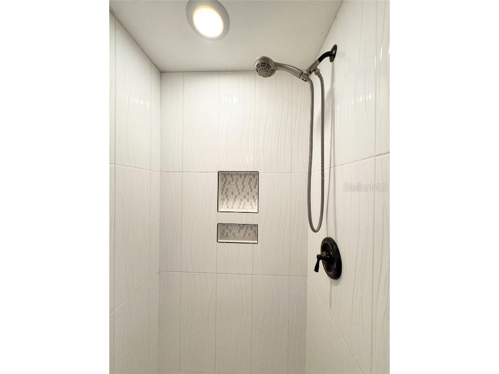 428 45th Avenue N Saint Petersburg FL 33703 TB8370790 image29