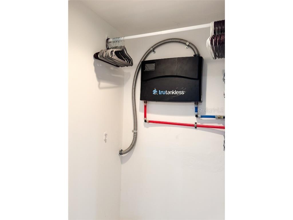 428 45th Avenue N Saint Petersburg FL 33703 TB8370790 image34