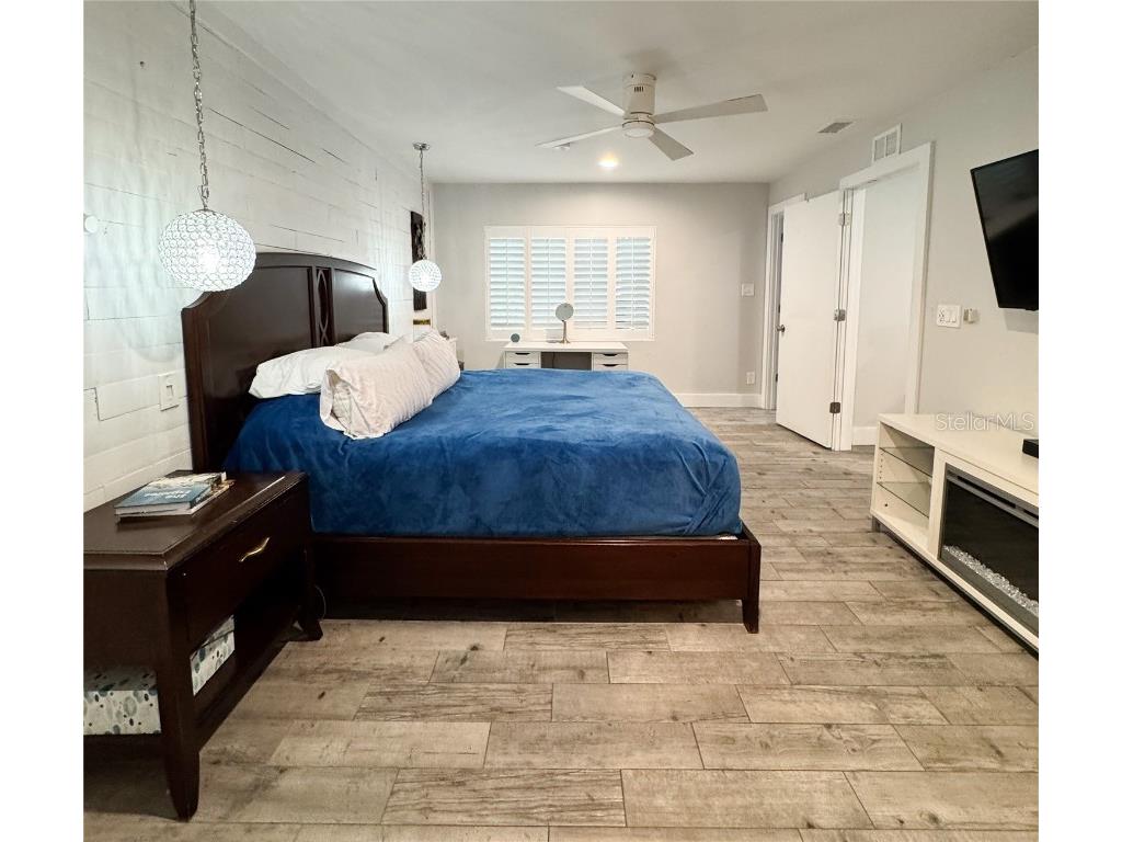 428 45th Avenue N Saint Petersburg FL 33703 TB8370790 image43