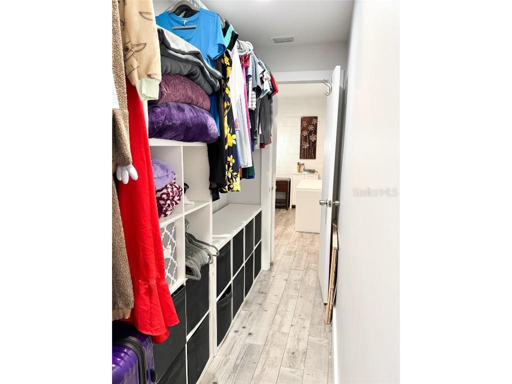 428 45th Avenue N Saint Petersburg FL 33703 TB8370790 image50