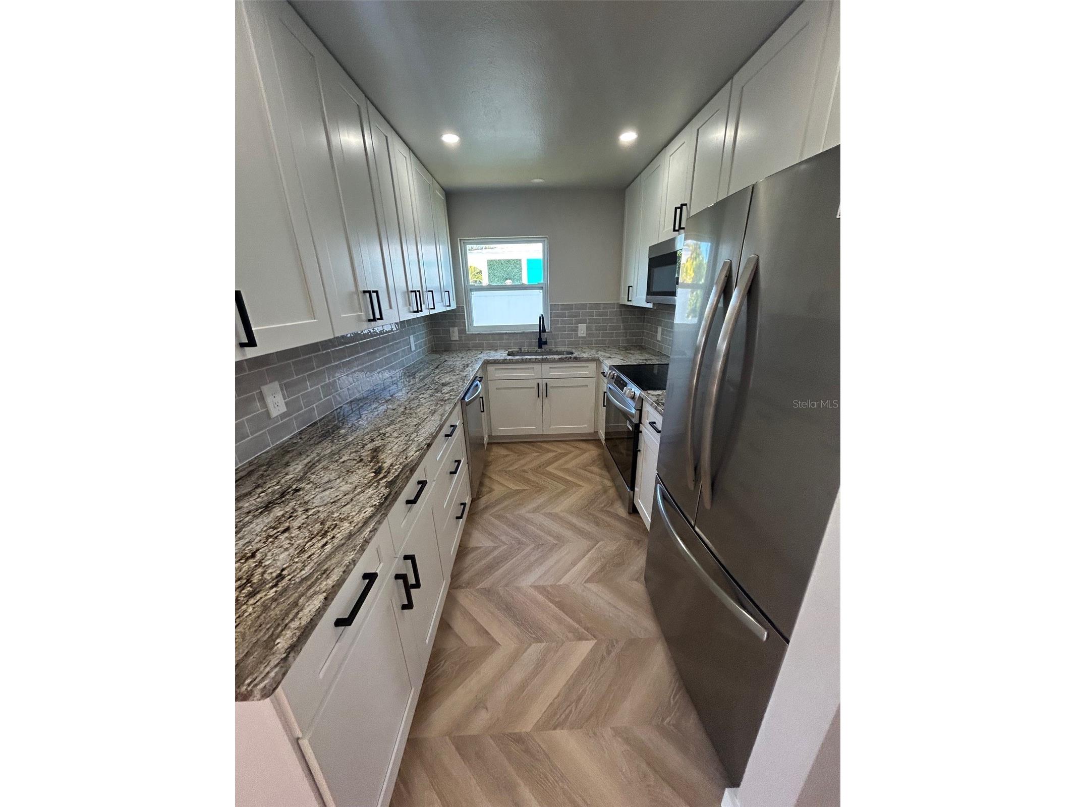 428 62nd Street Holmes Beach FL 34217 A4684888 image6
