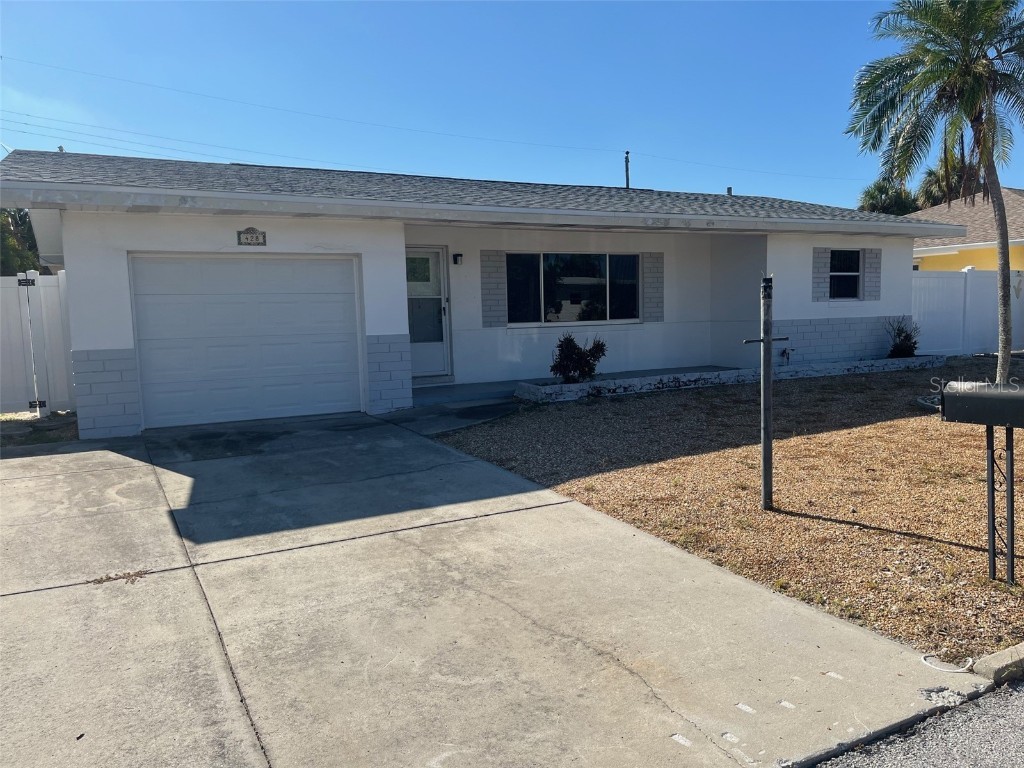 428 90th Avenue Saint Pete Beach FL 33706 TB8453366 image1