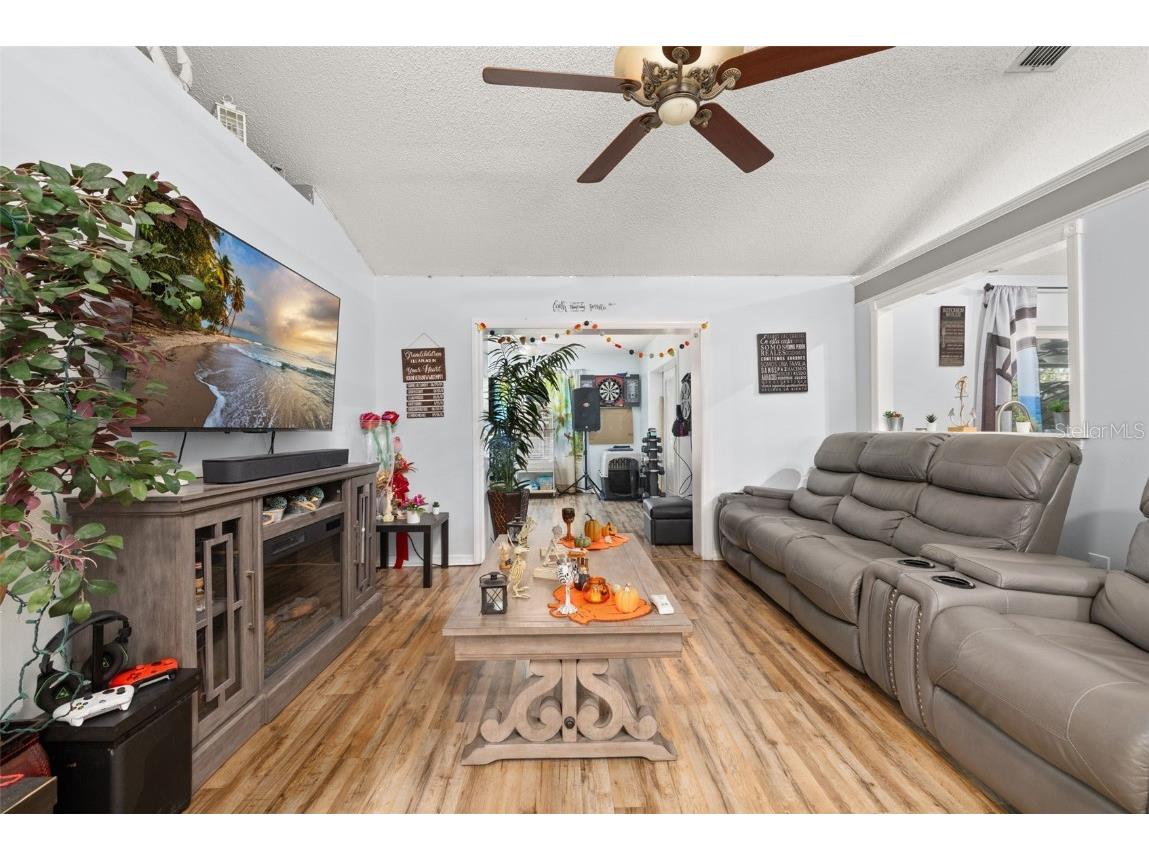 428 Bent Oak Loop Davenport FL 33837 S5136102 image9