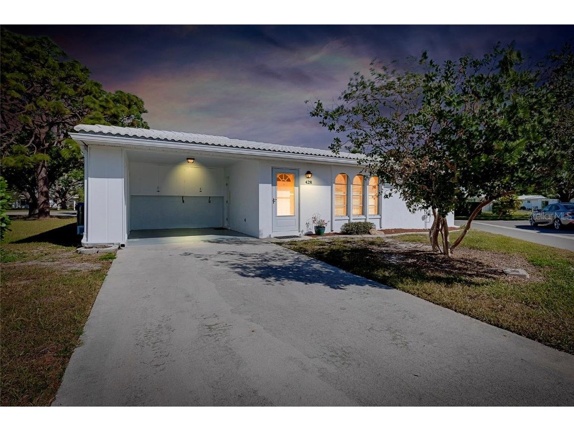 428 Circlewood Drive #J-1 Venice FL 34293 N6126108 image1