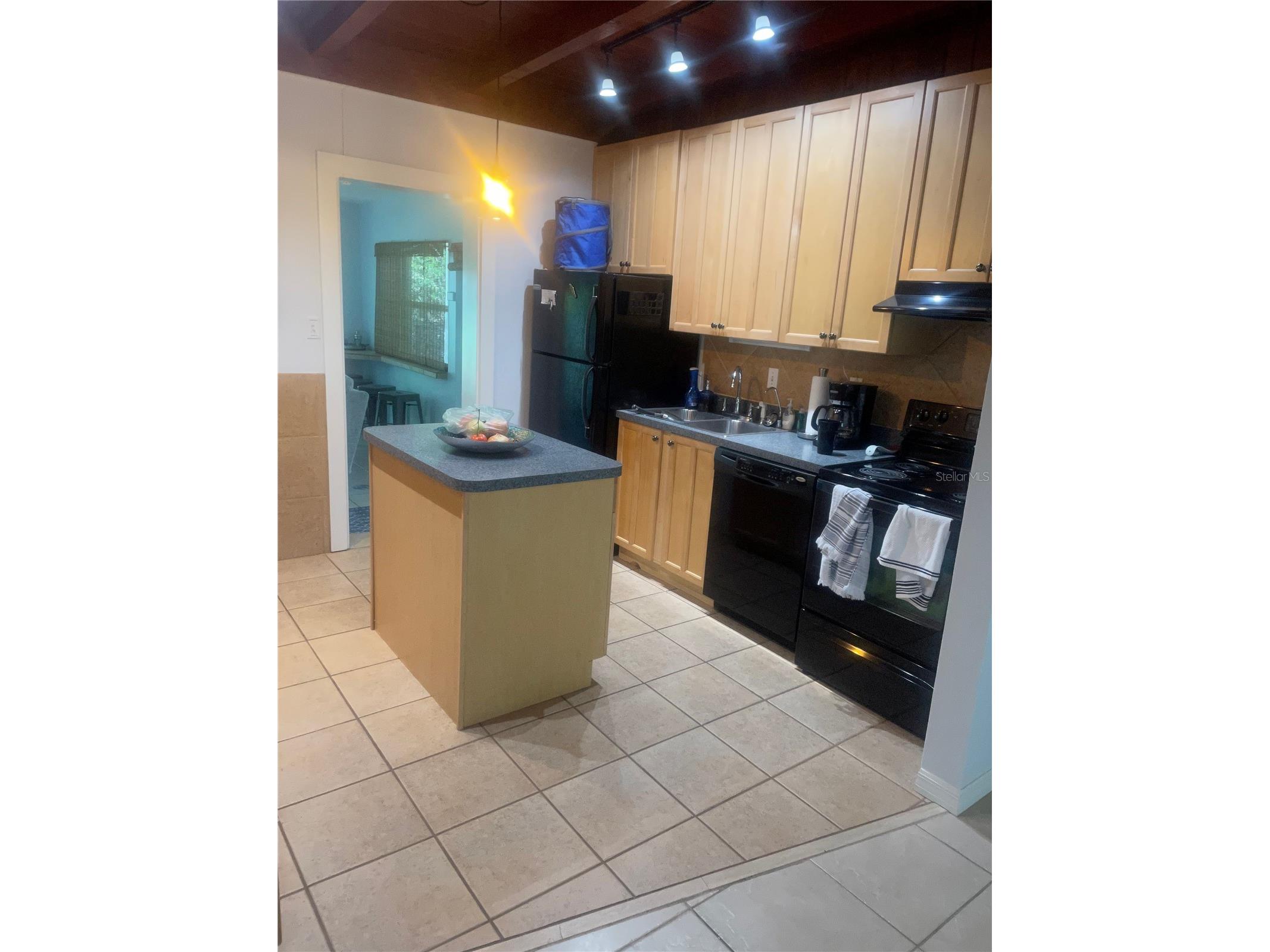 428 Court Street Englewood FL 34223 O6391709 image2