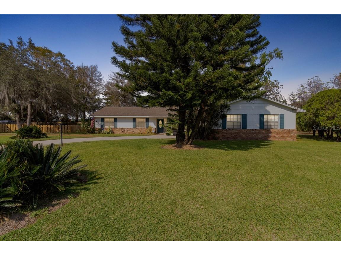 428 Laura Lane Mount Dora FL 32757 G5065866 image1