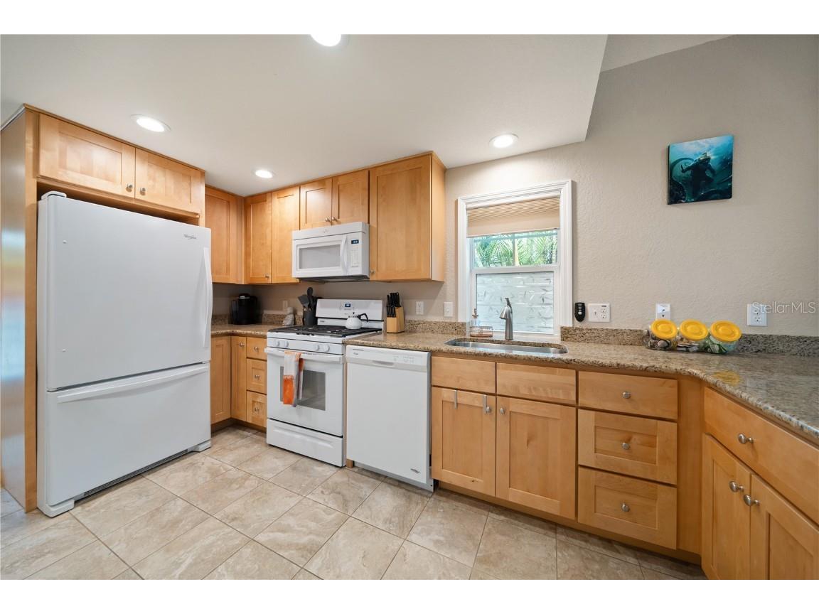 428 Milwaukee Avenue Dunedin FL 34698 TB8444670 image10