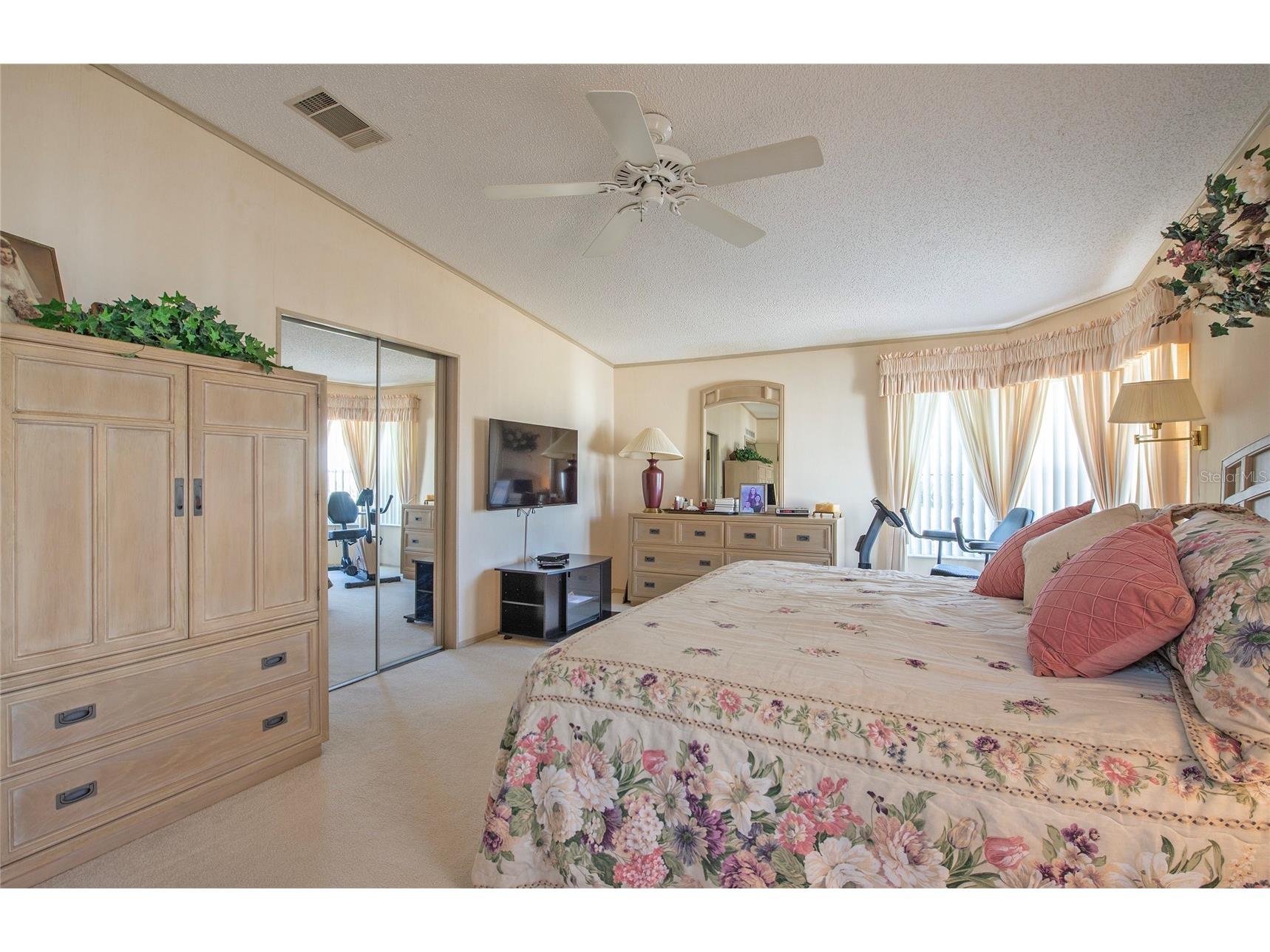 428 Pelican Drive S Oldsmar FL 34677 TB8474552 image25