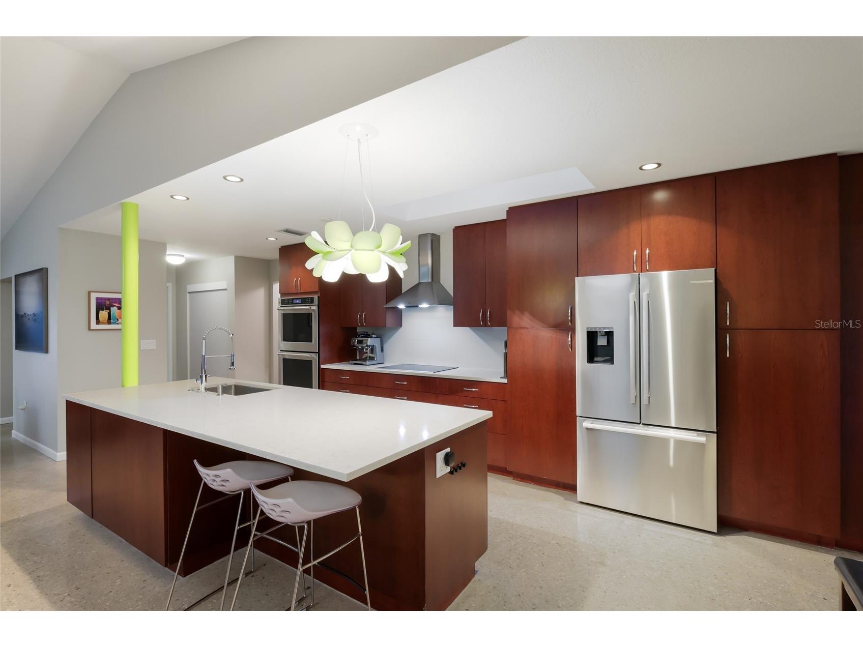 428 Sapphire Drive Sarasota FL 34234 A4679800 image11