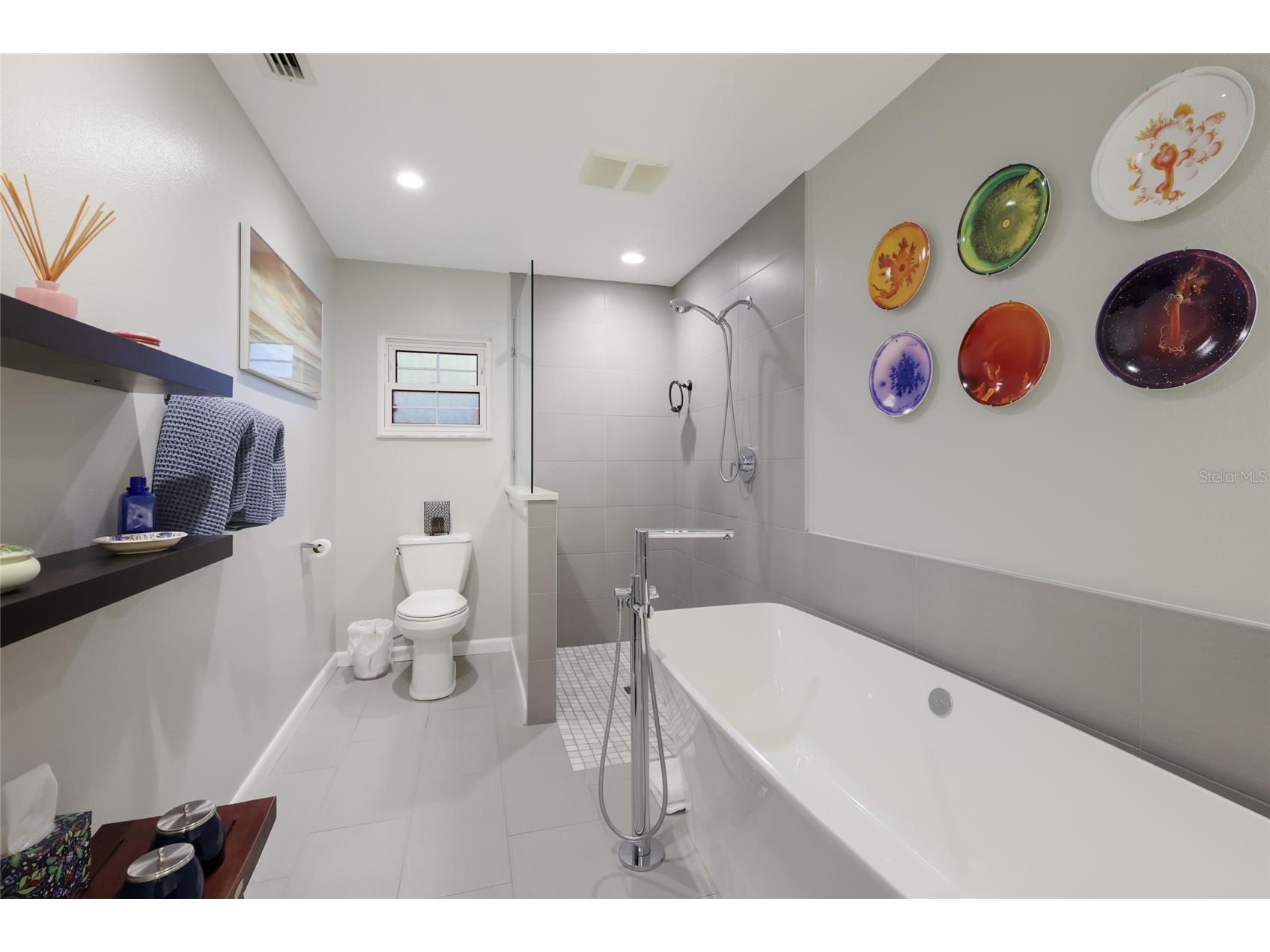 428 Sapphire Drive Sarasota FL 34234 A4679800 image21
