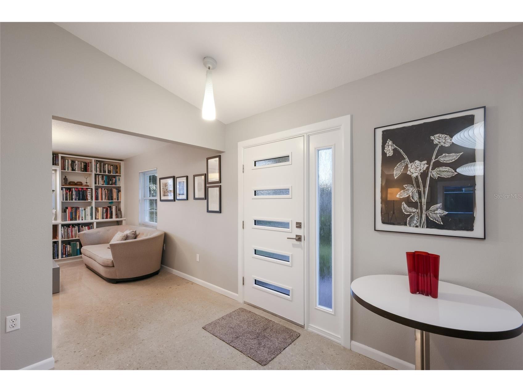 428 Sapphire Drive Sarasota FL 34234 A4679800 image3