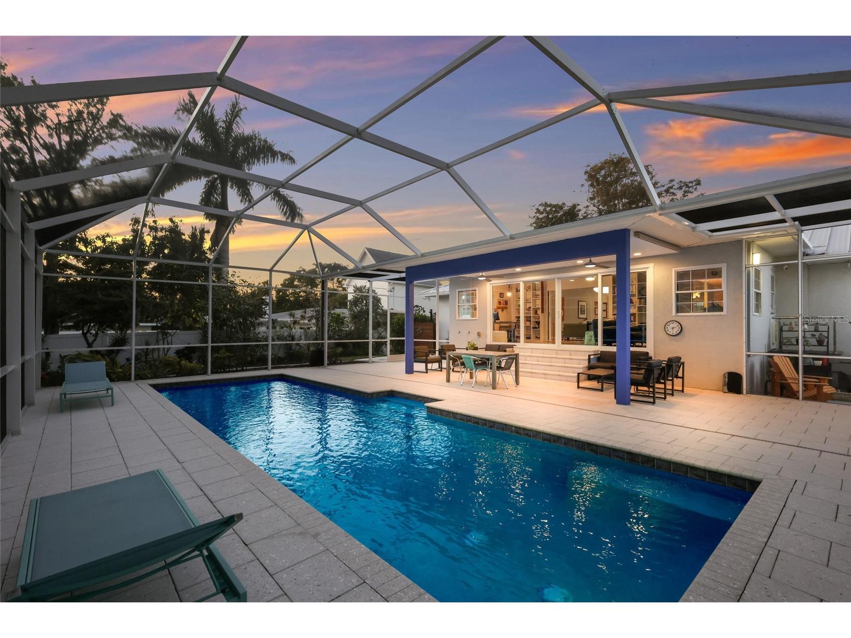 428 Sapphire Drive Sarasota FL 34234 A4679800 image32