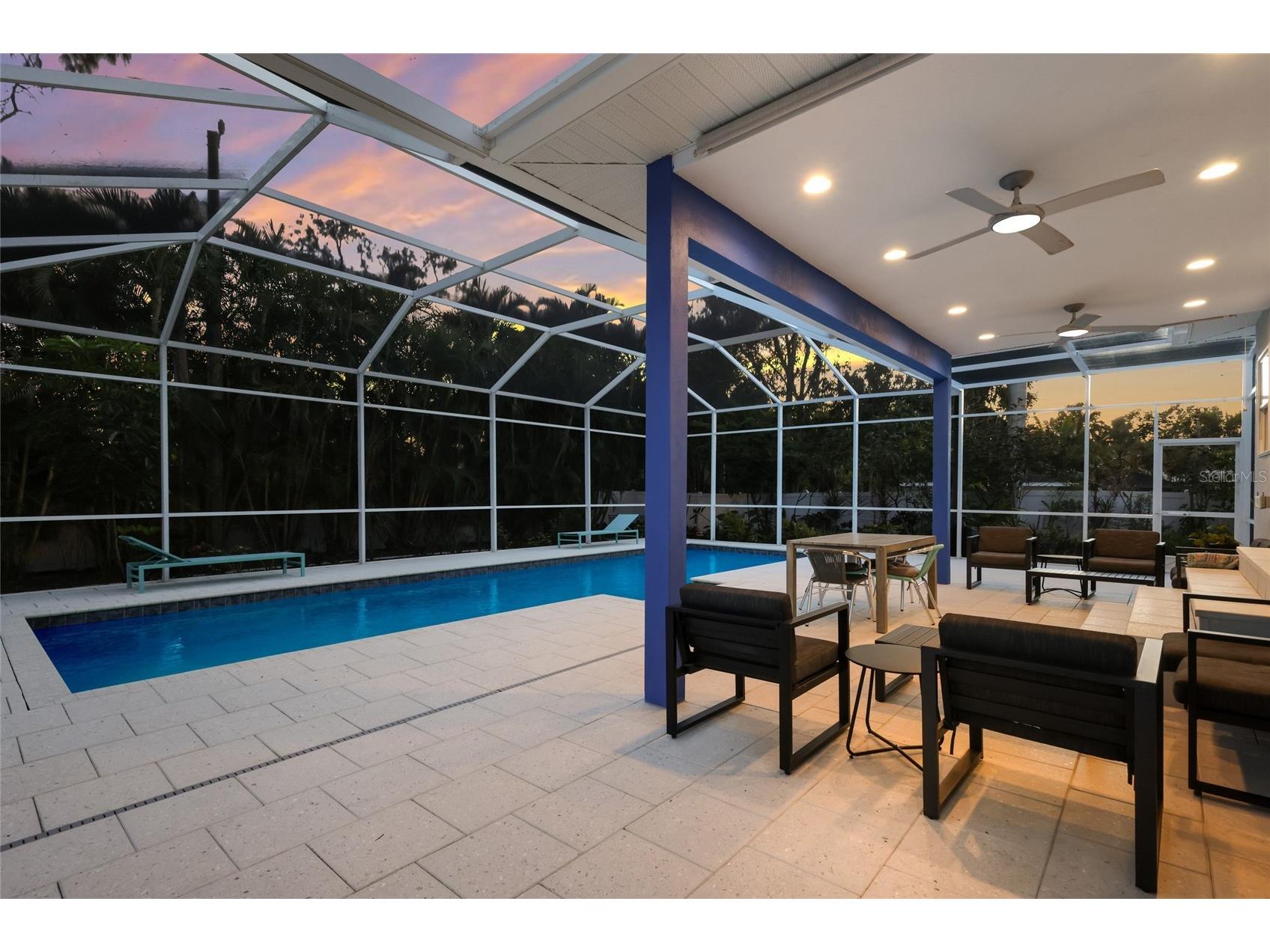 428 Sapphire Drive Sarasota FL 34234 A4679800 image34
