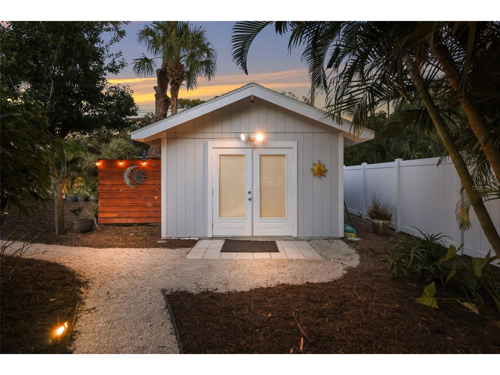 428 Sapphire Drive Sarasota FL 34234 A4679800 image41