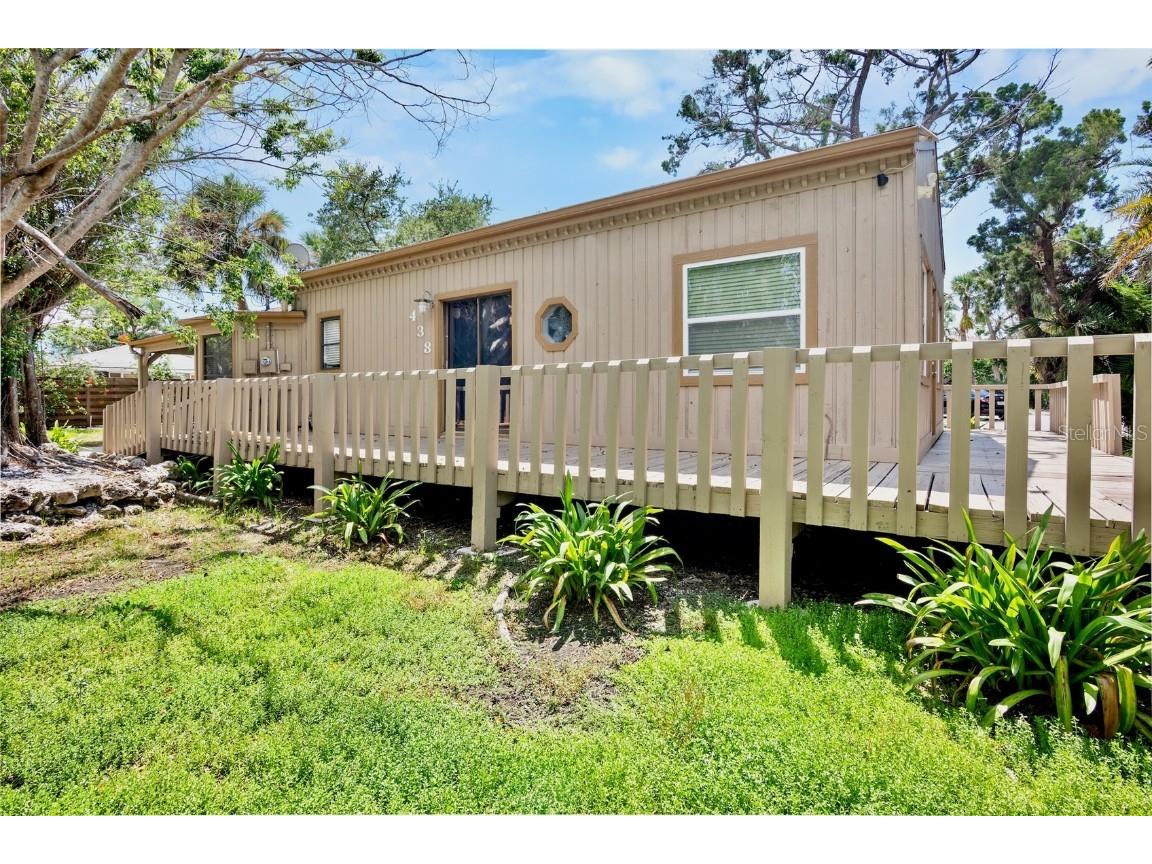 428 Siesta Drive Sarasota FL 34242 A4661294 image14