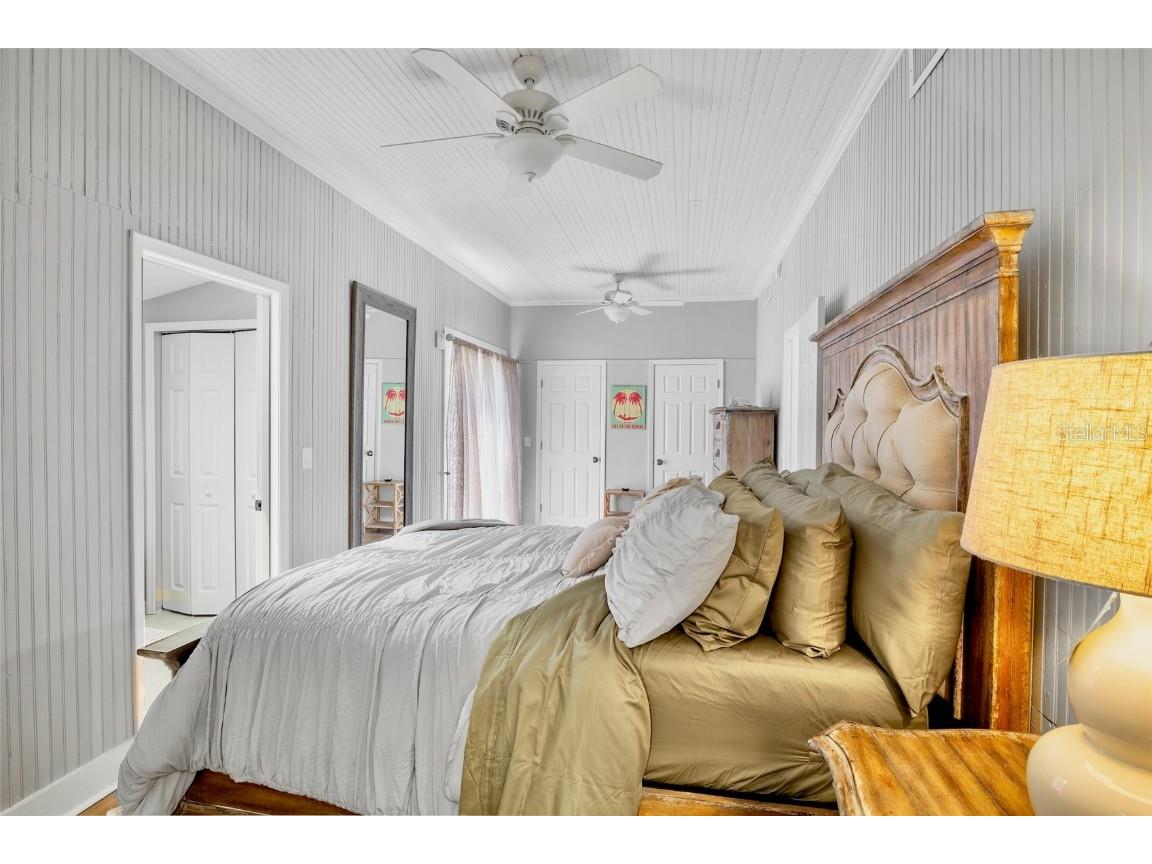 428 Siesta Drive Sarasota FL 34242 A4661294 image22