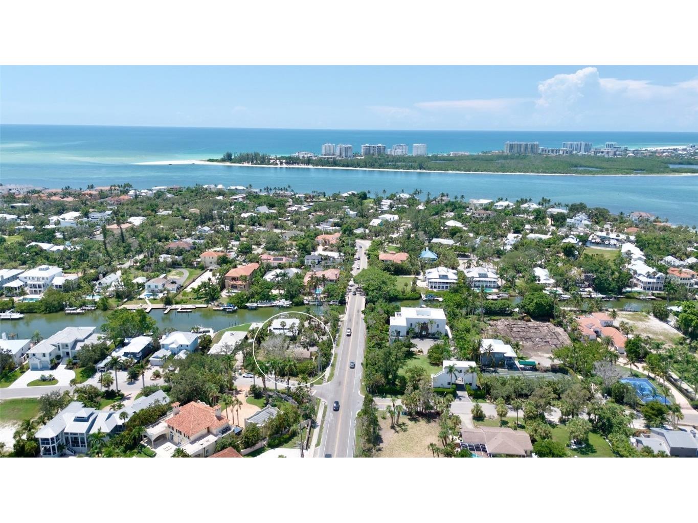 428 Siesta Drive Sarasota FL 34242 A4661294 image9