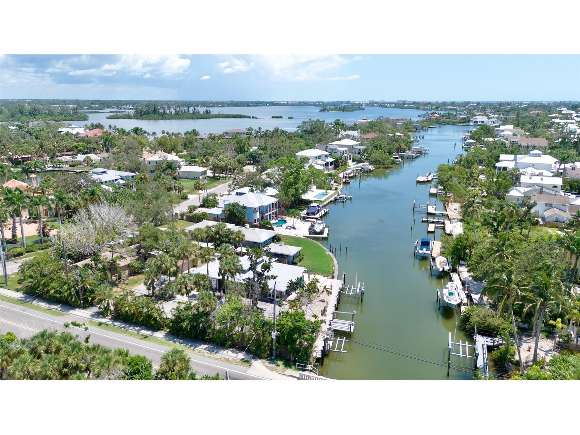 428 Siesta Drive Sarasota FL 34242 A4661788 image12