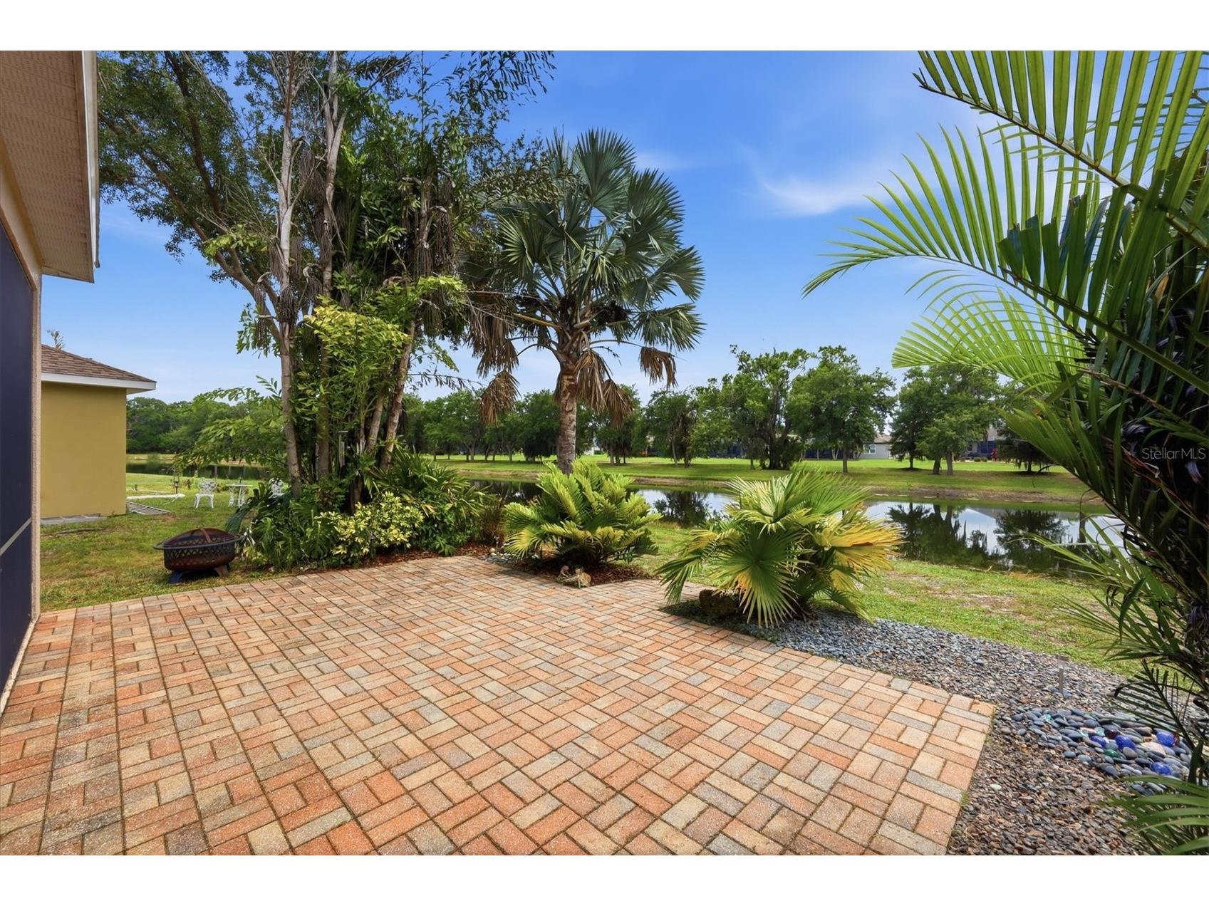428 Snapdragon Loop Bradenton FL 34212 A4696664 image28