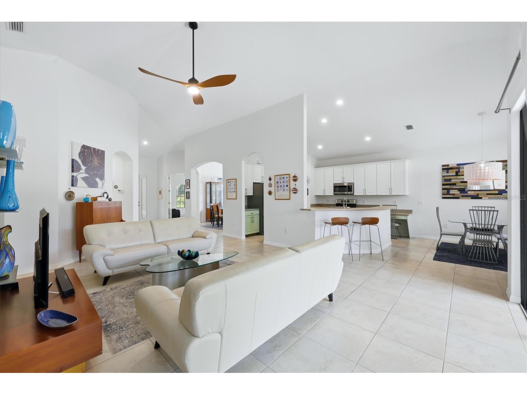 428 Snapdragon Loop Bradenton FL 34212 A4696664 image8