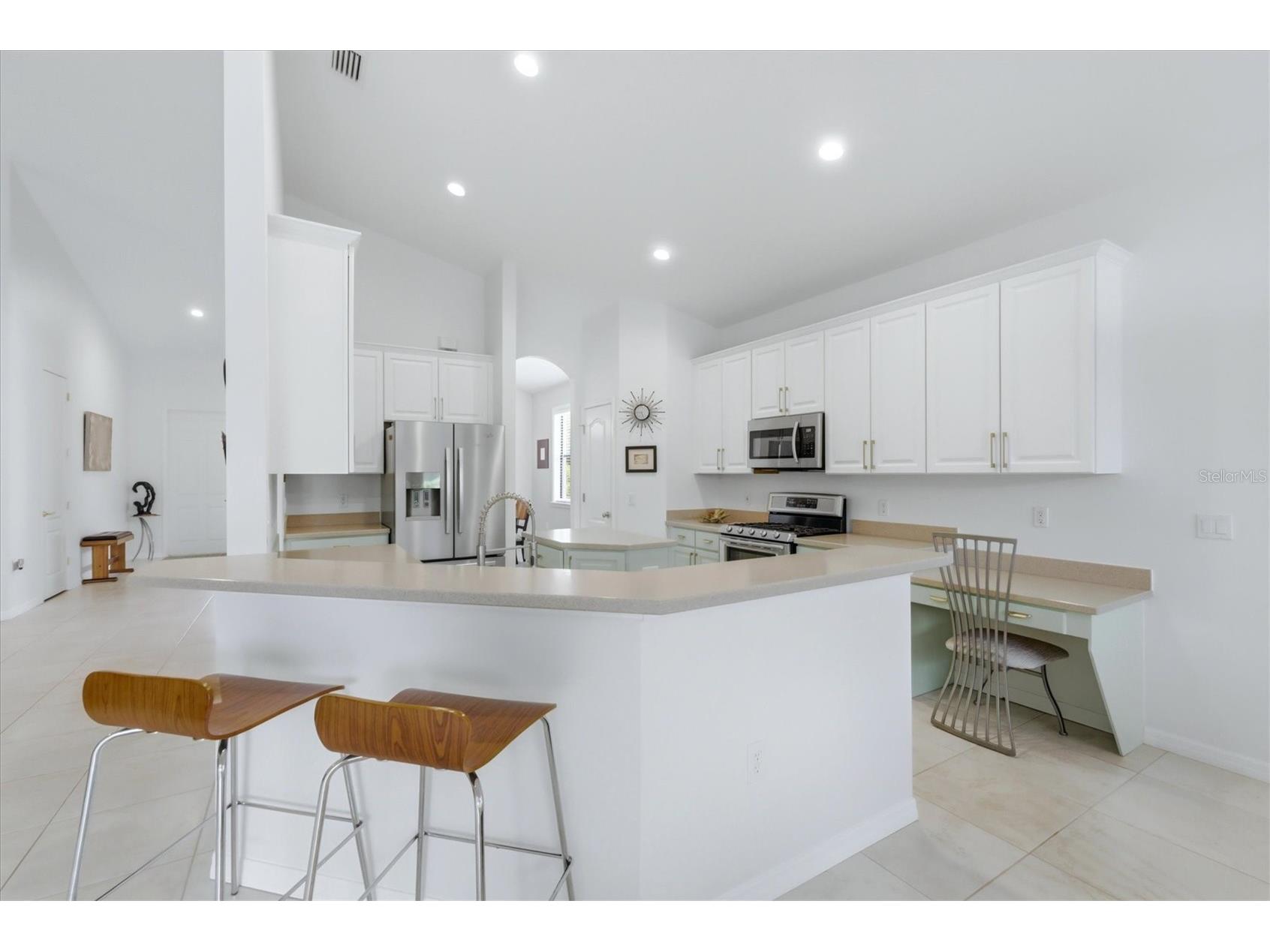 428 Snapdragon Loop Bradenton FL 34212 A4696664 image9