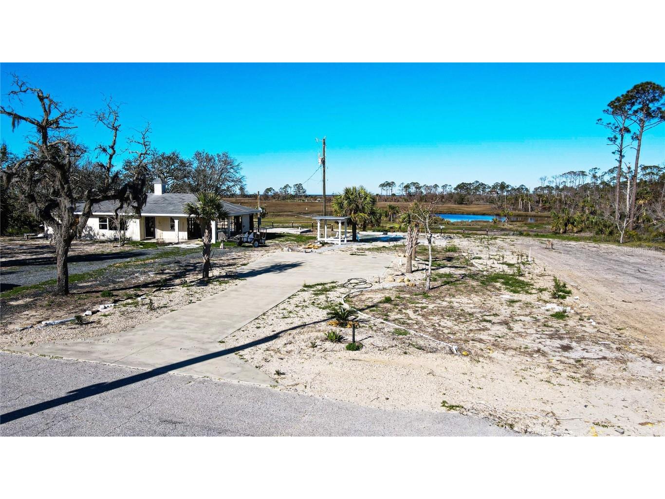 428 SW 911 Street Steinhatchee FL 32359 - GULF OF AMERICA OM700998 image2